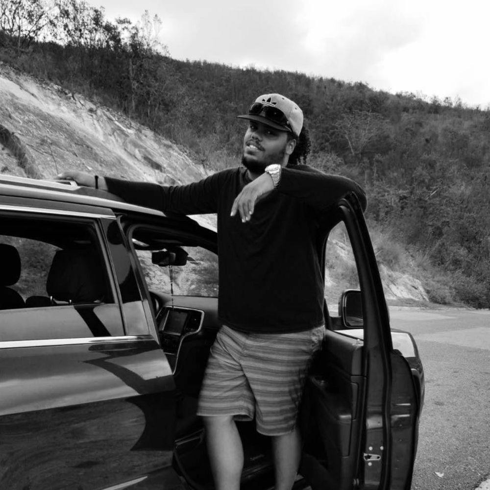 Meet your Posher, Eduardo